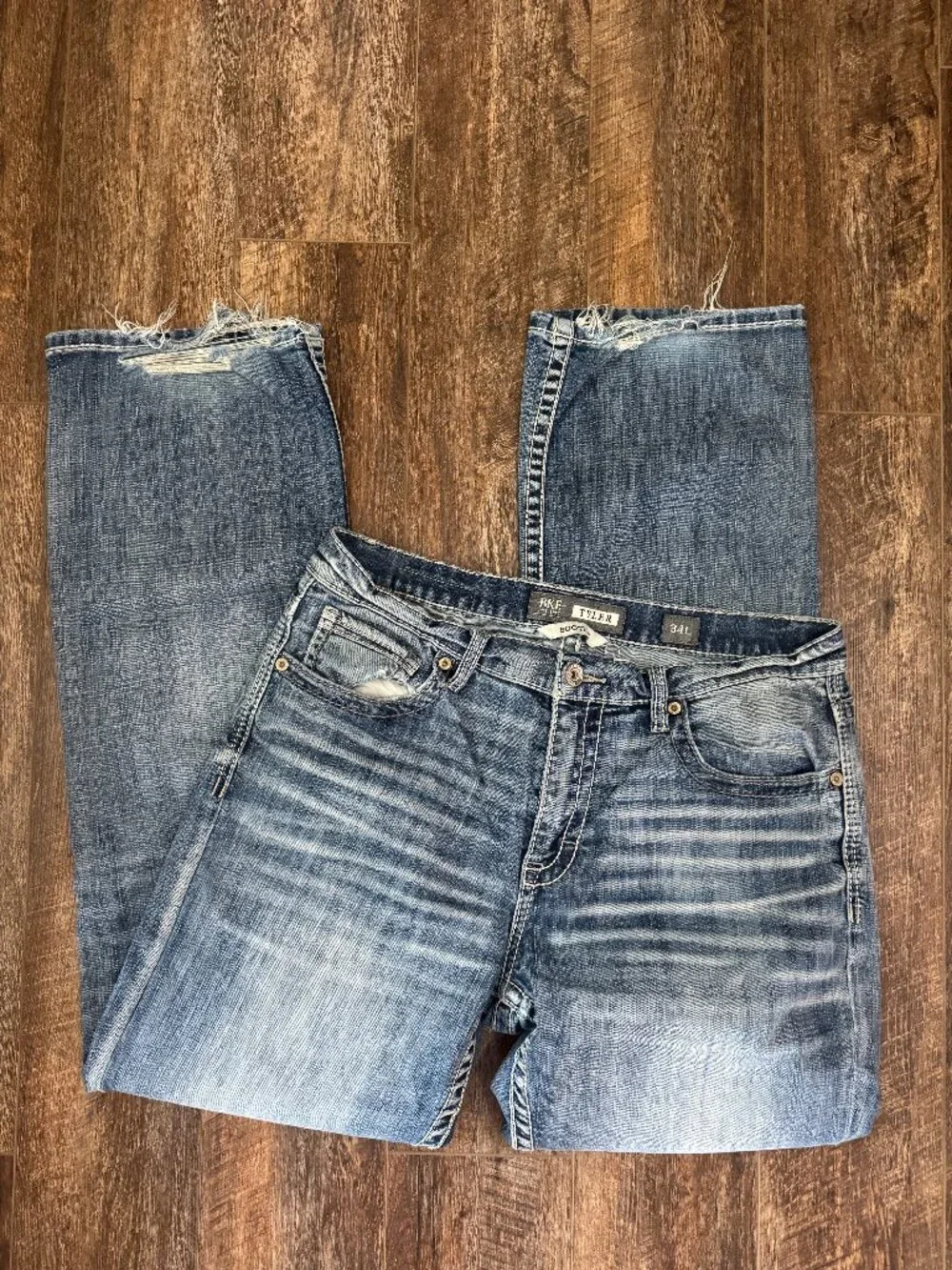 BKE Tyler Bootleg Light Wash Distressed Denim Jeans Size 34L